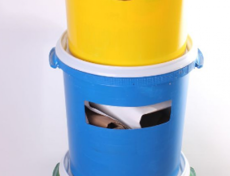 Fotonávod:  Vyrobte si vež na triedený odpad z prázdnych vedier od farby