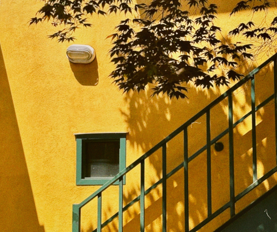 Žltá fasáda domu